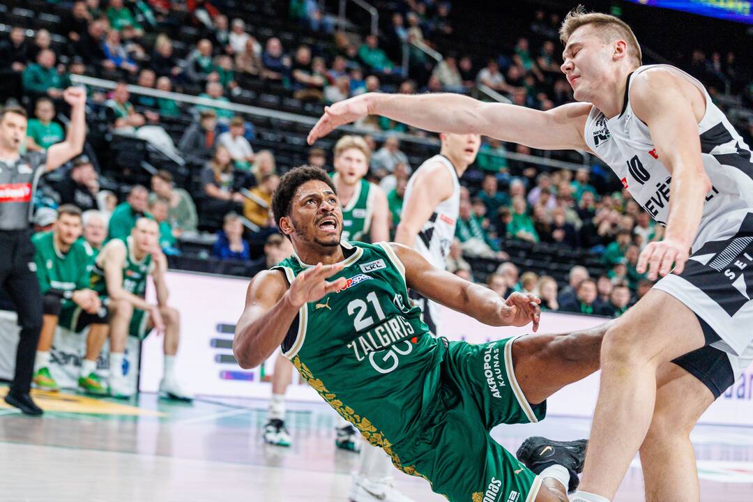 LKL rungtynėse Kaune susitiko Kauno „Žalgiris“ ir Kėdainių „Nevėžis“