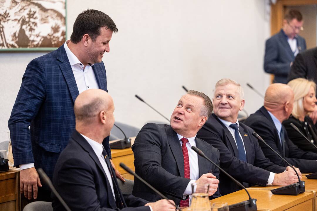 Premjeras susitiko su Lietuvos savivaldybių asociacijos vadovybe ir merais