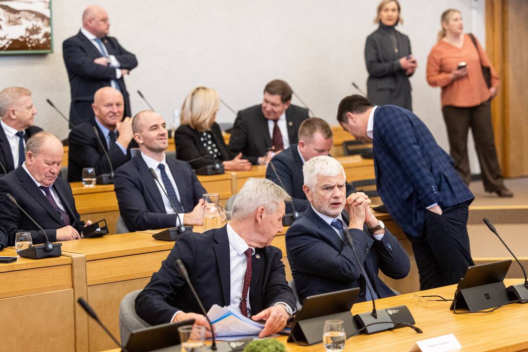 Premjeras susitiko su Lietuvos savivaldybių asociacijos vadovybe ir merais