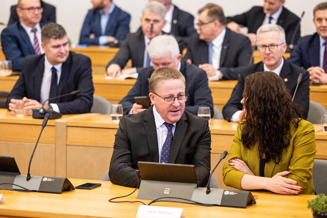 Premjeras susitiko su Lietuvos savivaldybių asociacijos vadovybe ir merais