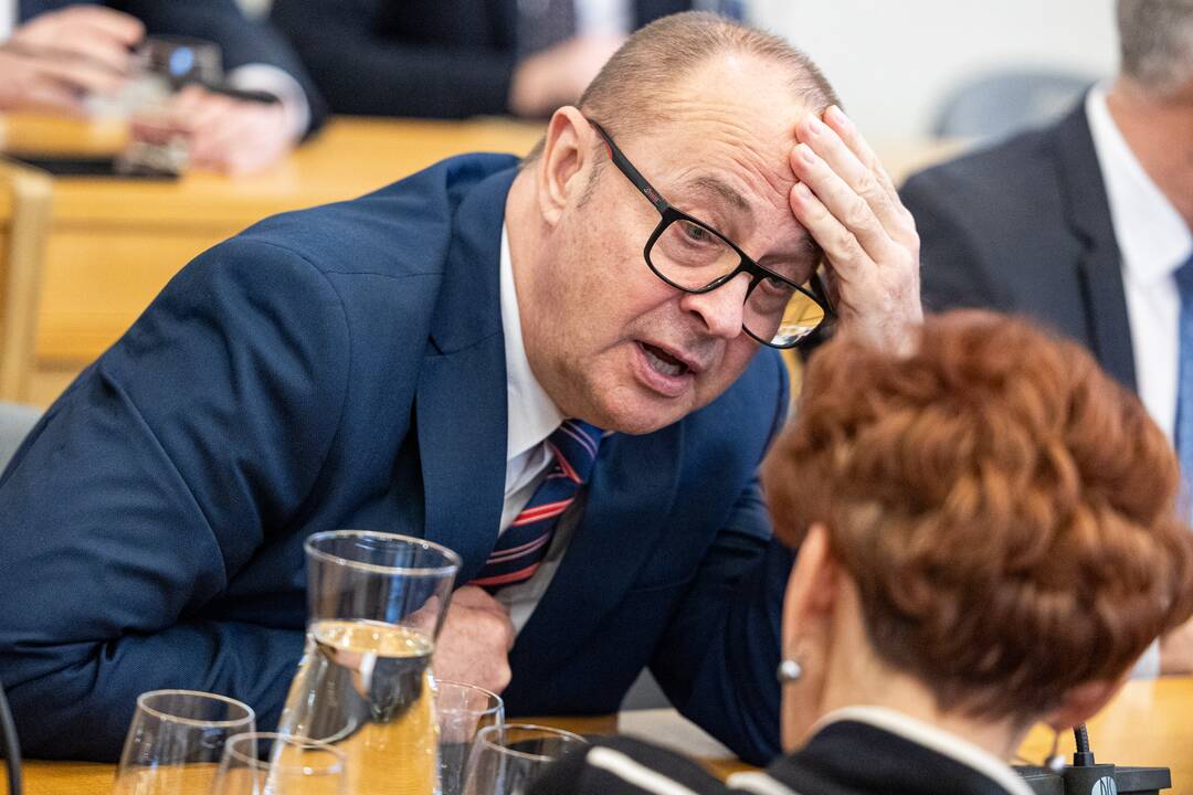 Premjeras susitiko su Lietuvos savivaldybių asociacijos vadovybe ir merais