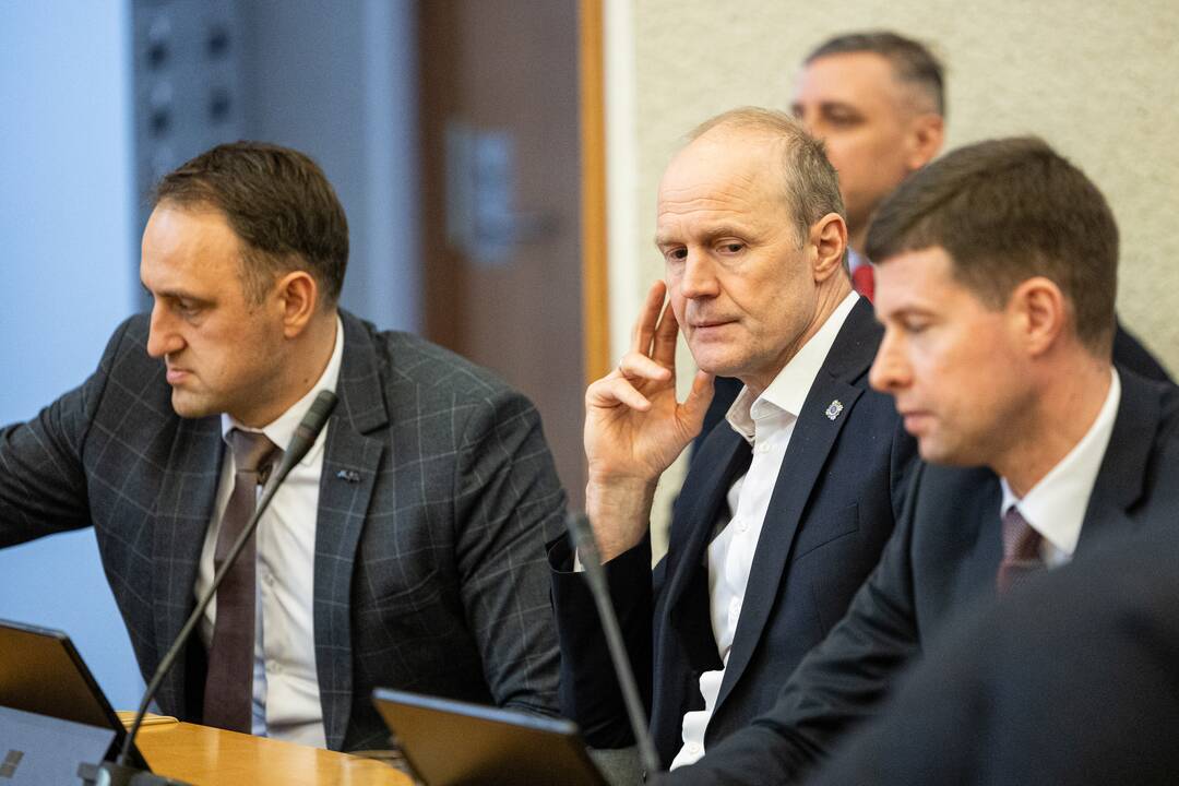 Premjeras susitiko su Lietuvos savivaldybių asociacijos vadovybe ir merais
