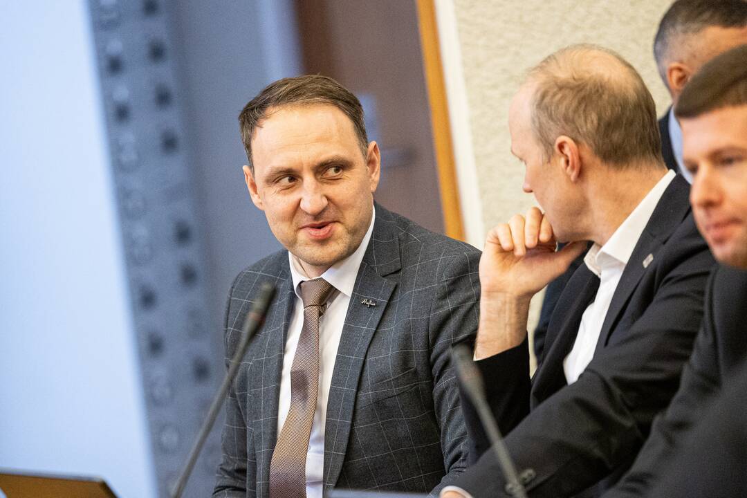 Premjeras susitiko su Lietuvos savivaldybių asociacijos vadovybe ir merais