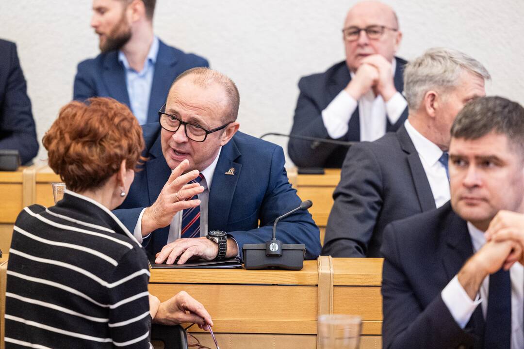 Premjeras susitiko su Lietuvos savivaldybių asociacijos vadovybe ir merais