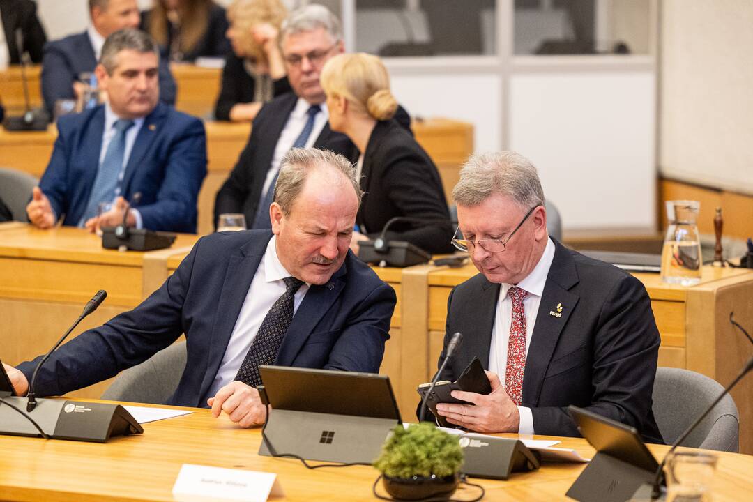Premjeras susitiko su Lietuvos savivaldybių asociacijos vadovybe ir merais