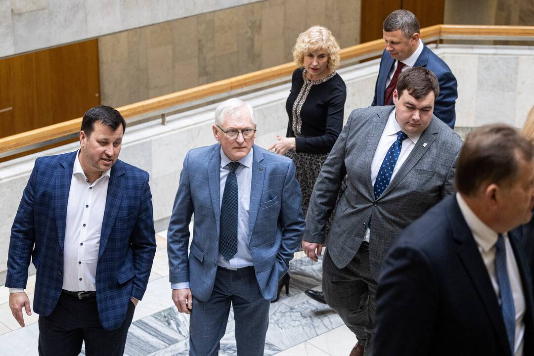 Premjeras susitiko su Lietuvos savivaldybių asociacijos vadovybe ir merais