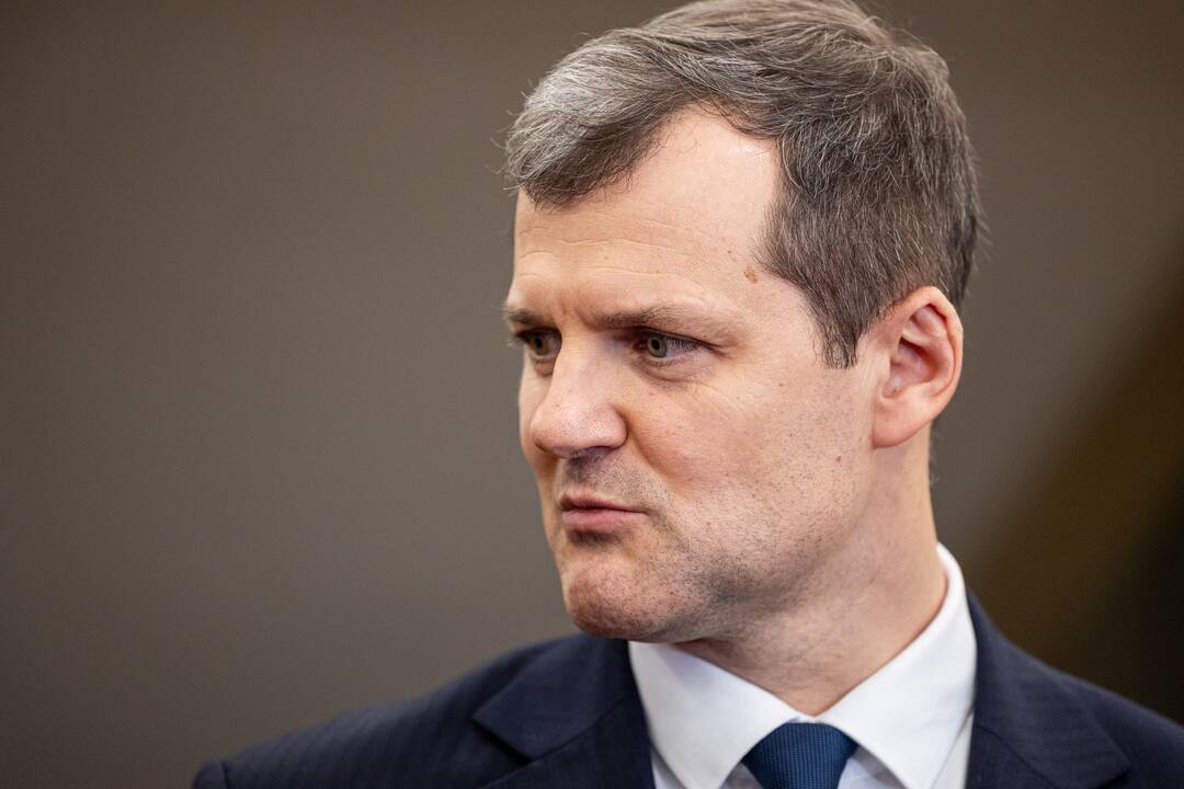 Paluckas: nei vienam rajonui nėra grėsmės turėti karinį poligoną