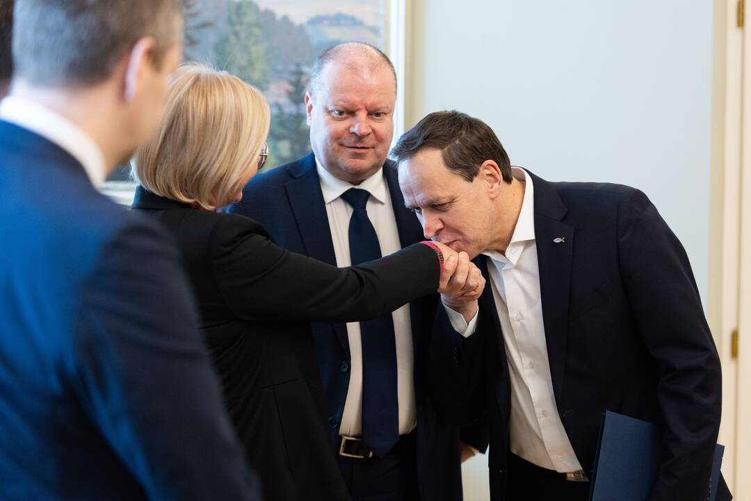 Prezidentas susitiko su partijų lyderiais