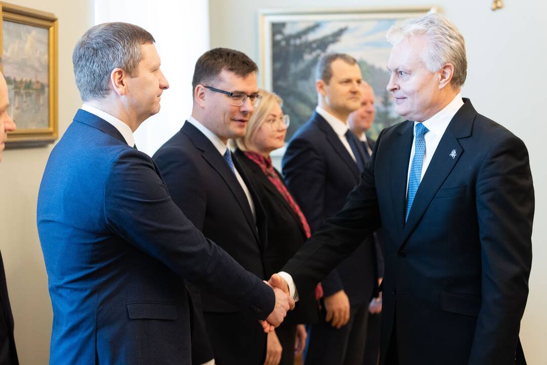 Prezidentas susitiko su partijų lyderiais