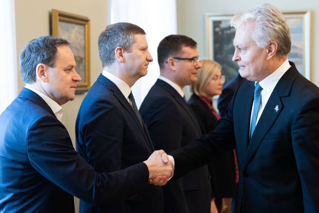 Prezidentas susitiko su partijų lyderiais
