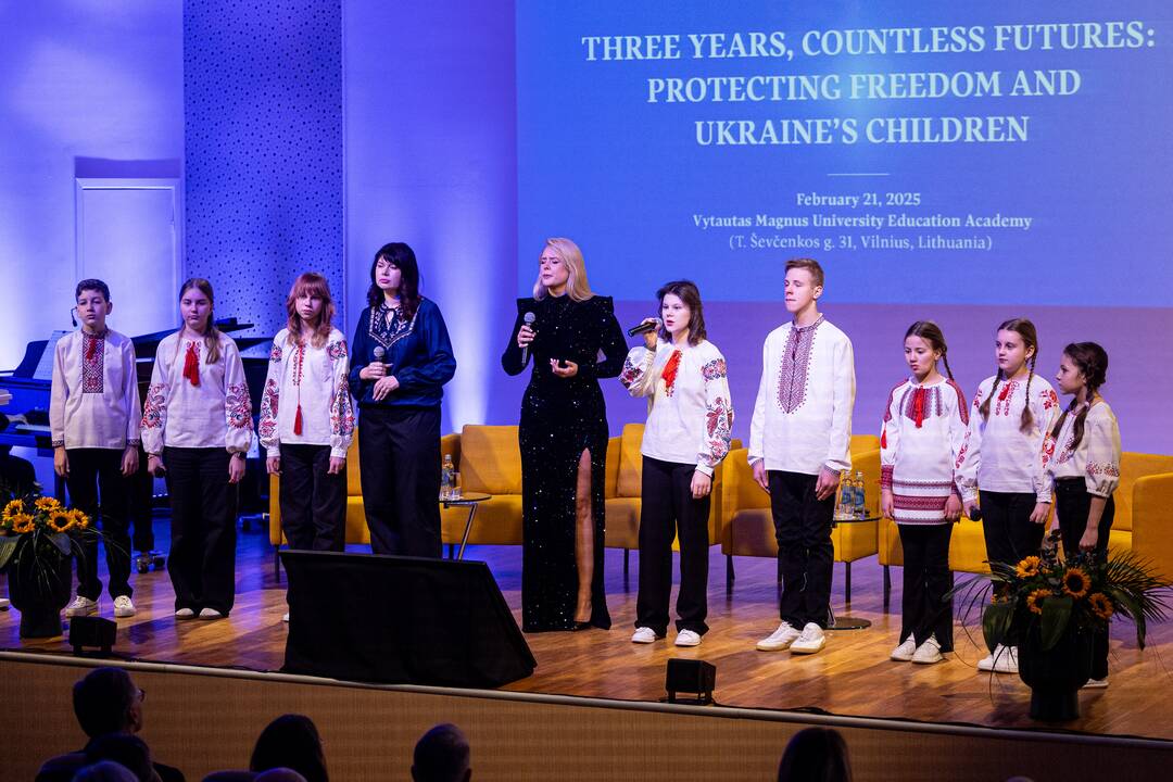 Konferencija „Treji metai, nesuskaičiuojama begalė ateičių: saugant laisvę ir Ukrainos vaikus“
