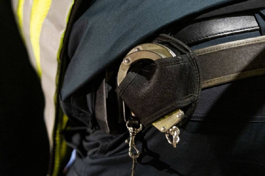 Picerijoje sulaikomas agresyvus vyras pasipriešino policijai