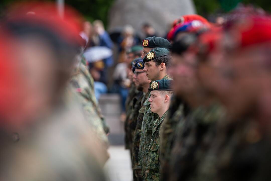 Vokietijos 45-osios šarvuotosios brigados inauguracija