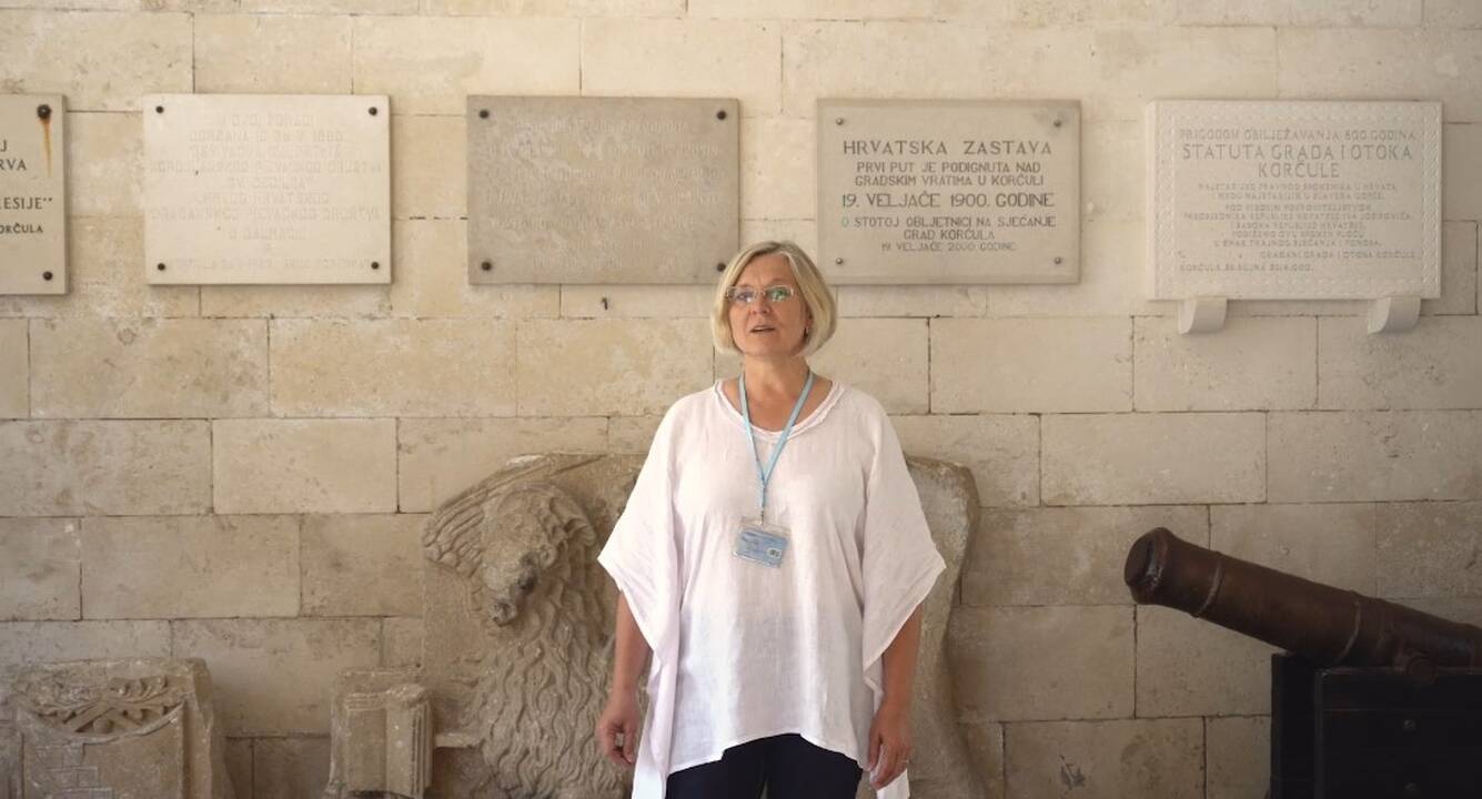 Veikla: didelę gyvenimo dalį praleidusi Serbijoje, E. Šulenta jau dešimtmetį gyvena Kroatijoje, kur įkūrė savo turizmo agentūrą ir veda ekskursijas.