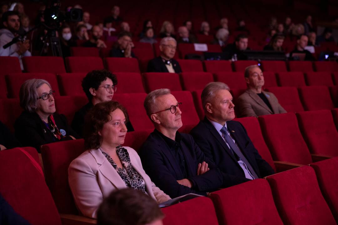 Premjerė lankėsi Litvakų kultūros forume
