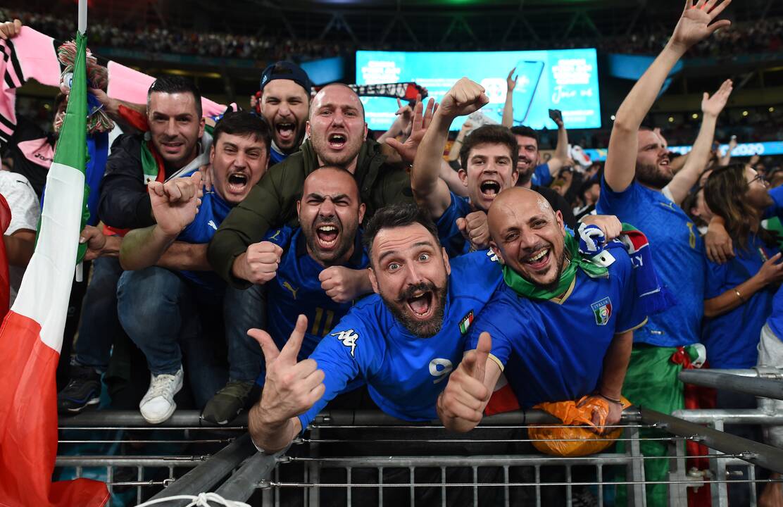 Europos futbolo sostą užėmė italai!