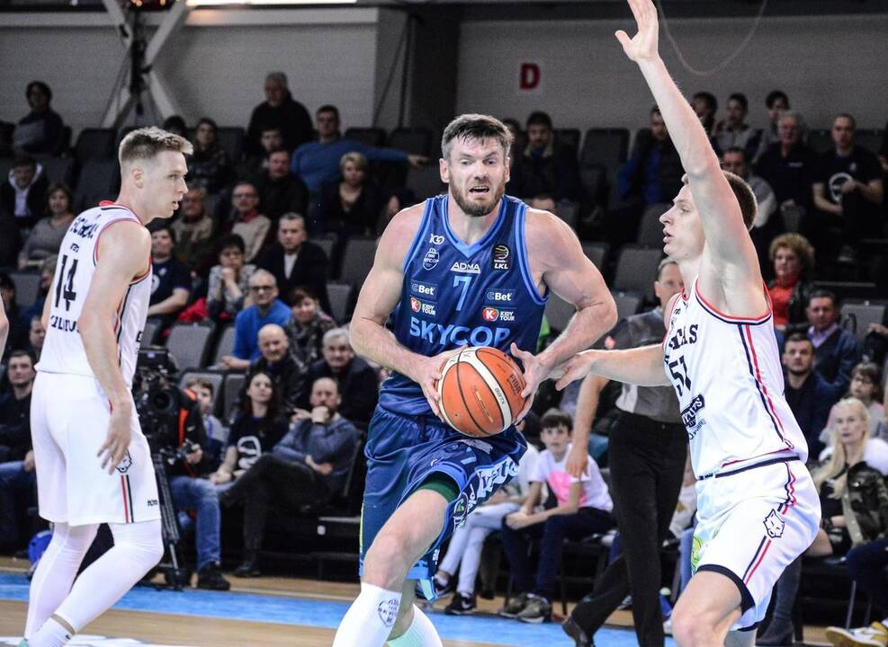 Solidžiame D. Needhamo debiute – išvargta „Ryto“ pergalė Prienuose