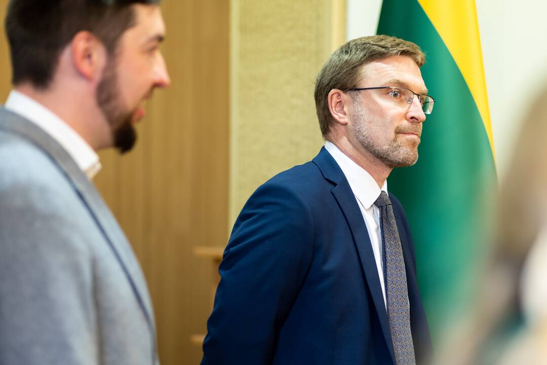 Seimo pirmininkės kabinete – Seimo dialogo grupės pasitarimas