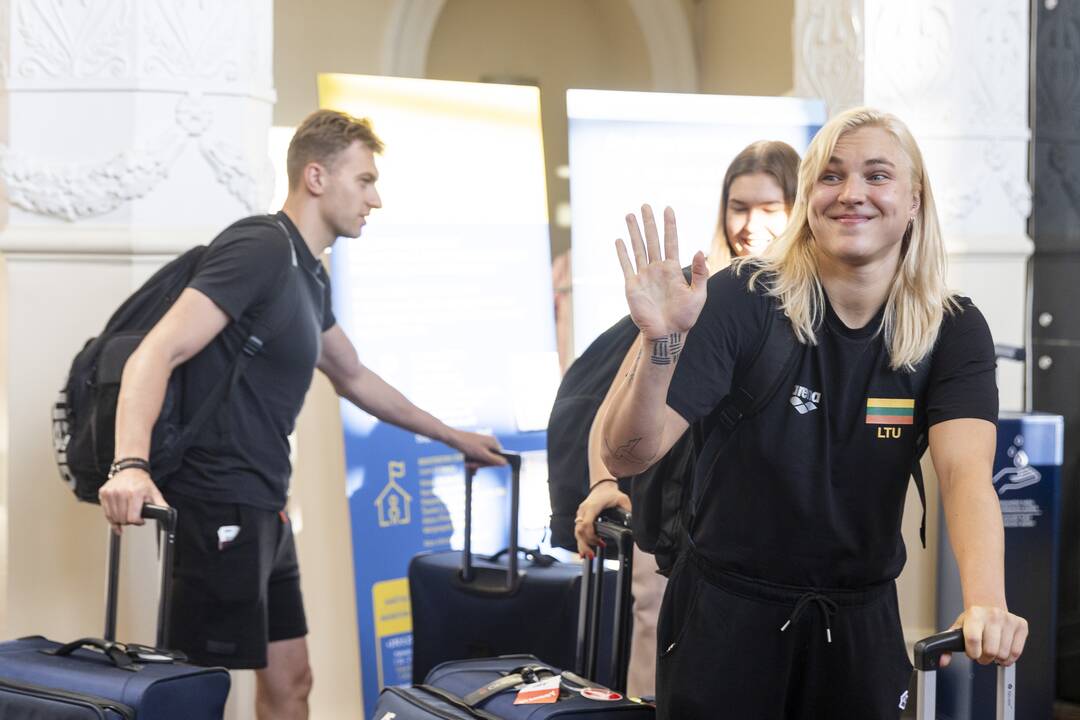 R. Meilutytė grįžo iš Pasaulio plaukimo čempionato