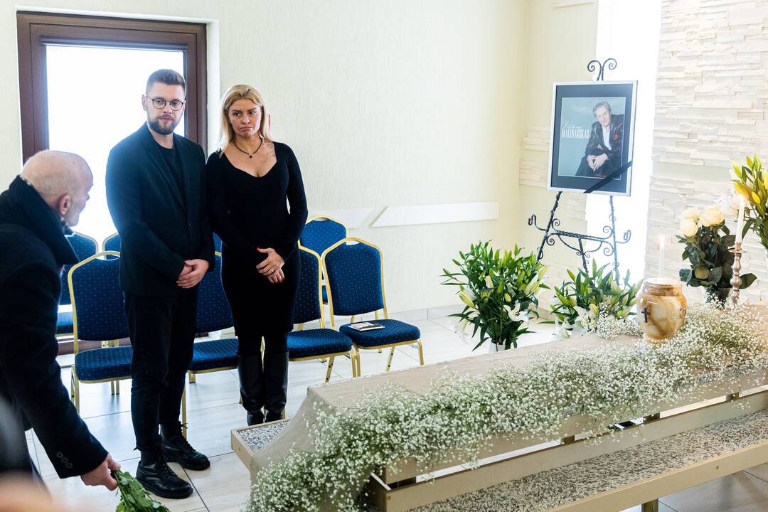 Atsisveikinimas su V. Malinausku