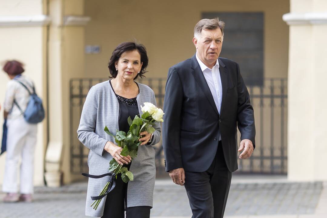 Vilniuje atsisveikinama su Z. Kelmickaite