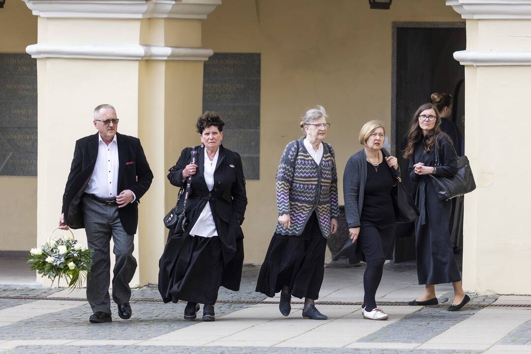 Vilniuje atsisveikinama su Z. Kelmickaite