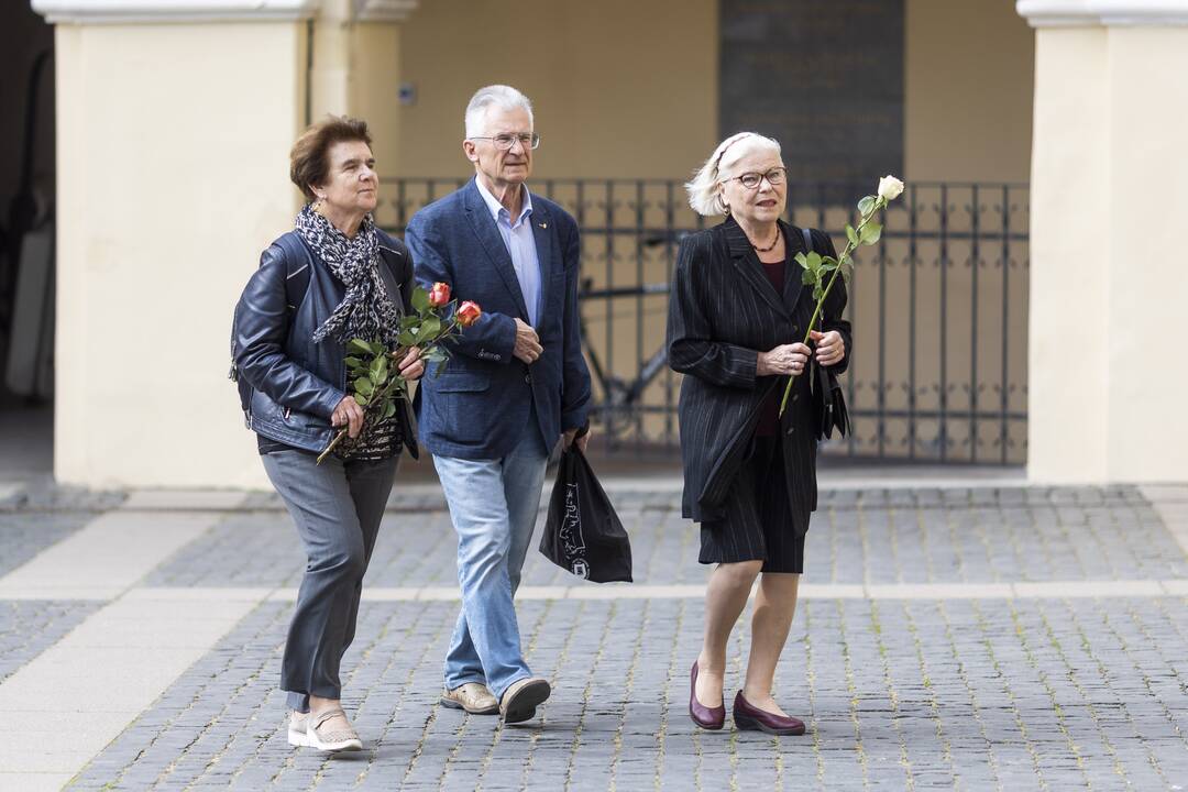 Vilniuje atsisveikinama su Z. Kelmickaite