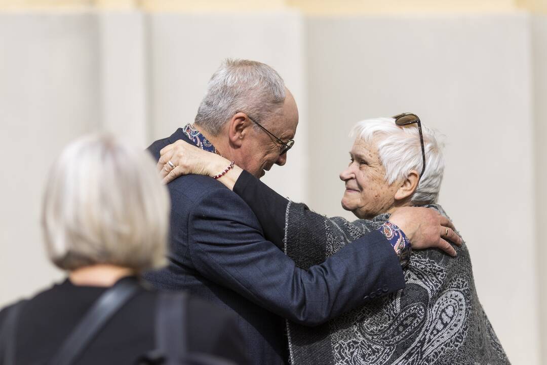 Vilniuje atsisveikinama su Z. Kelmickaite
