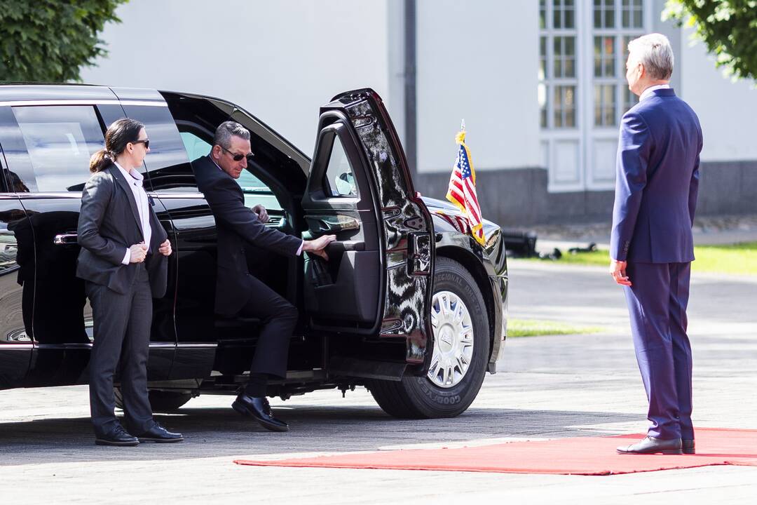 J. Bidenas Vilniuje susitiko su G. Nausėda