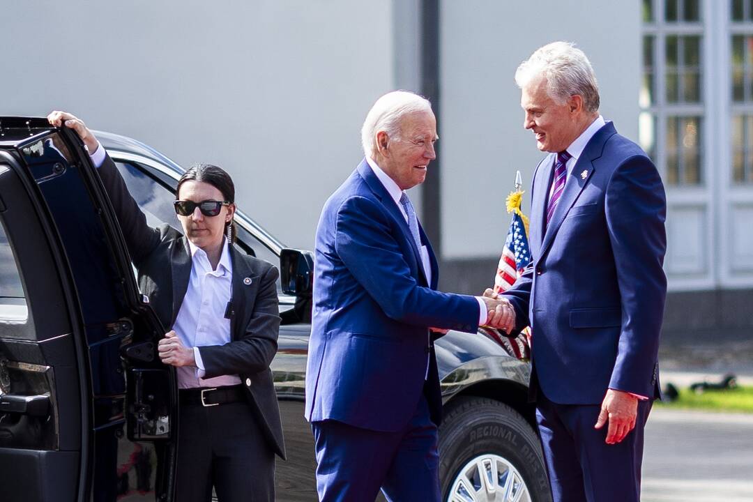 J. Bidenas Vilniuje susitiko su G. Nausėda