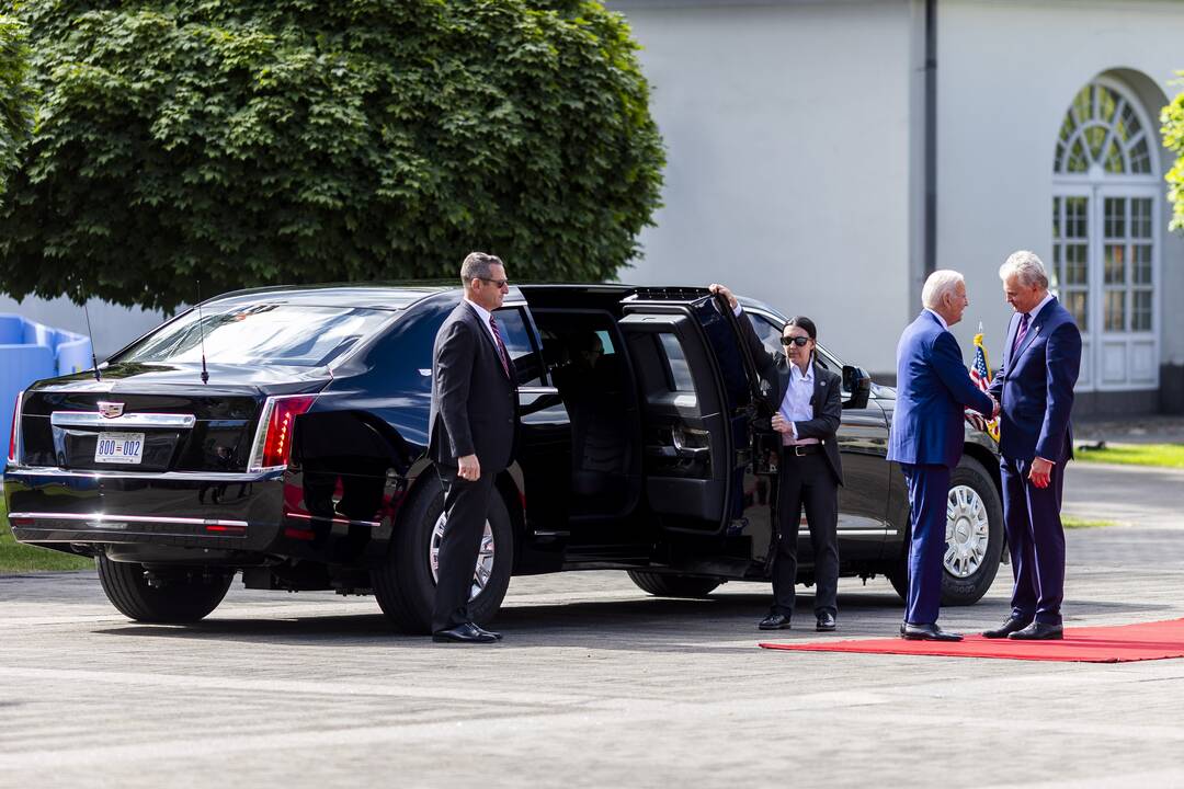 J. Bidenas Vilniuje susitiko su G. Nausėda
