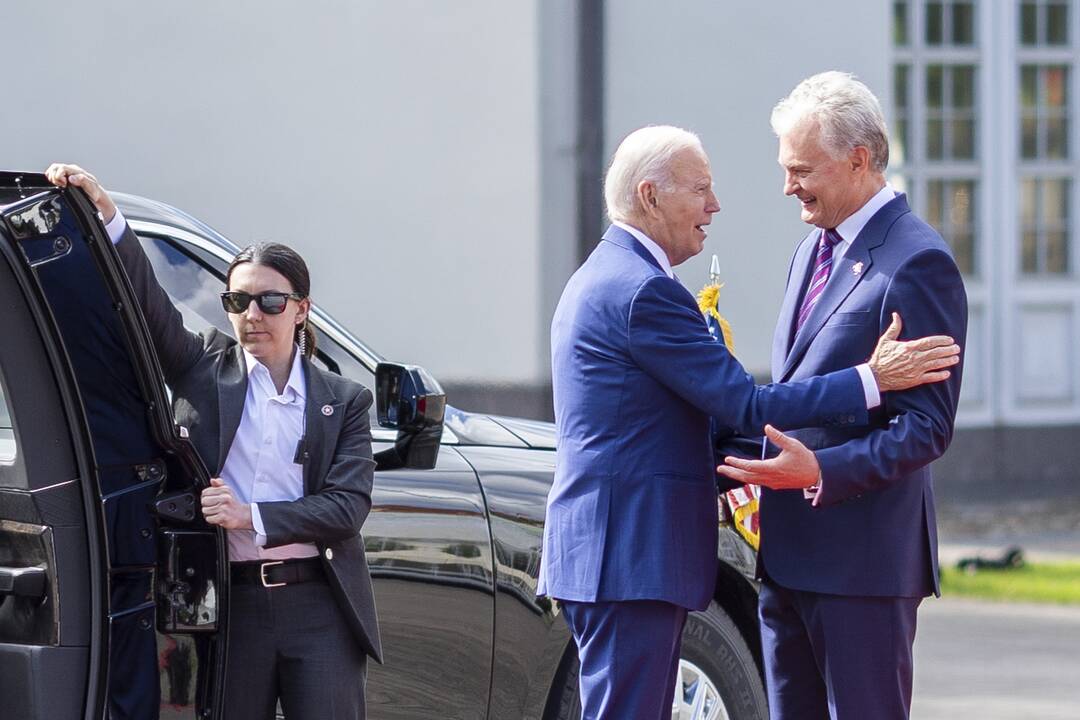 J. Bidenas Vilniuje susitiko su G. Nausėda