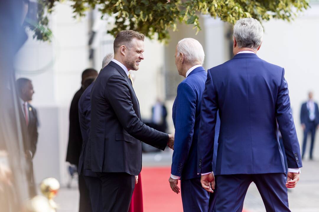 J. Bidenas Vilniuje susitiko su G. Nausėda