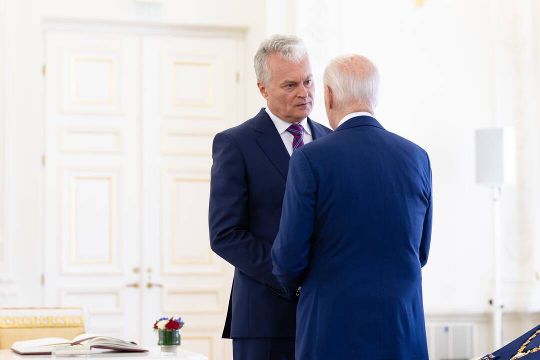 J. Bidenas Vilniuje susitiko su G. Nausėda