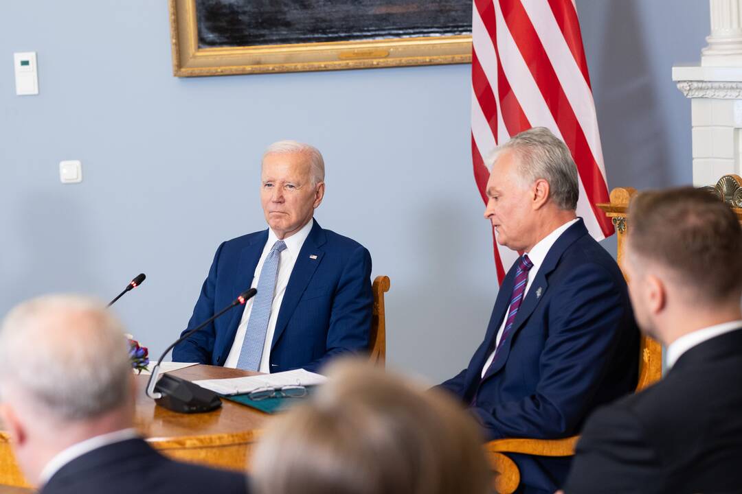 J. Bidenas Vilniuje susitiko su G. Nausėda