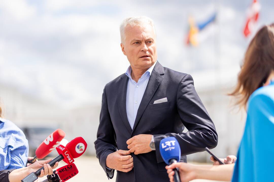 Prezidentas lankėsi karinio miestelio statybvietėje Pajūrio miestelyje