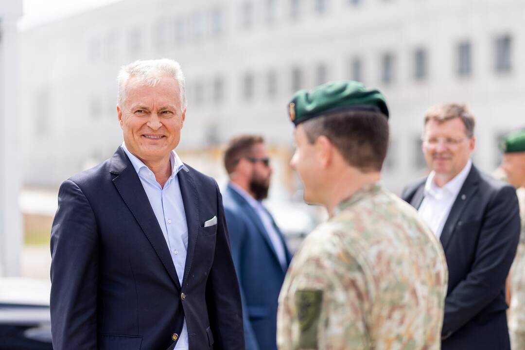Prezidentas lankėsi karinio miestelio statybvietėje Pajūrio miestelyje