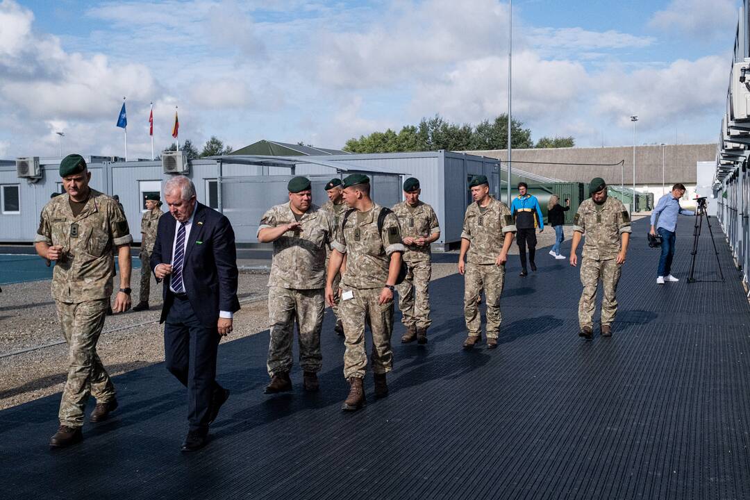 Marijampolėje atidaryta modulinė stovykla „Vytenis“
