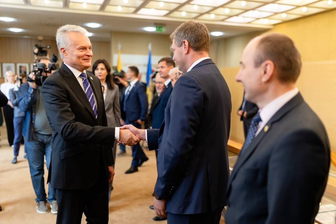 G. Nausėda susitiko su Seimo valdybos nariais