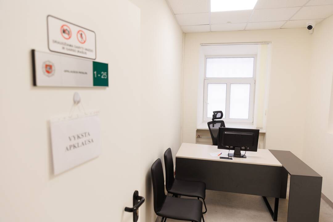 Policija atsitraukia nuo komisariatų stambinimo reformos