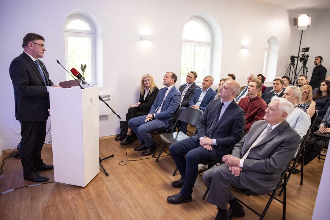 Giedrius Bučas (kairėje) ir Valdas Adamkus