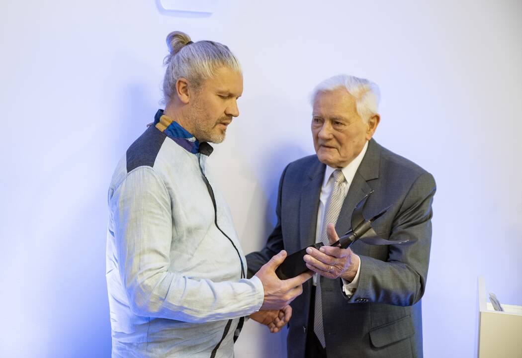 Giedrius Bučas (kairėje) ir Valdas Adamkus