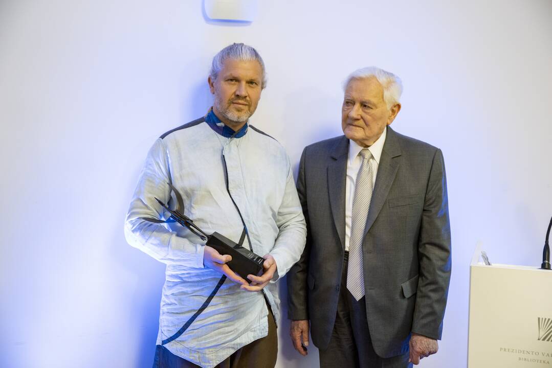 Giedrius Bučas (kairėje) ir Valdas Adamkus