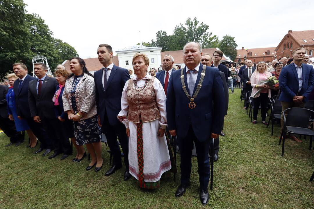 Mindaugo karūnavimo diena Raudondvaryje