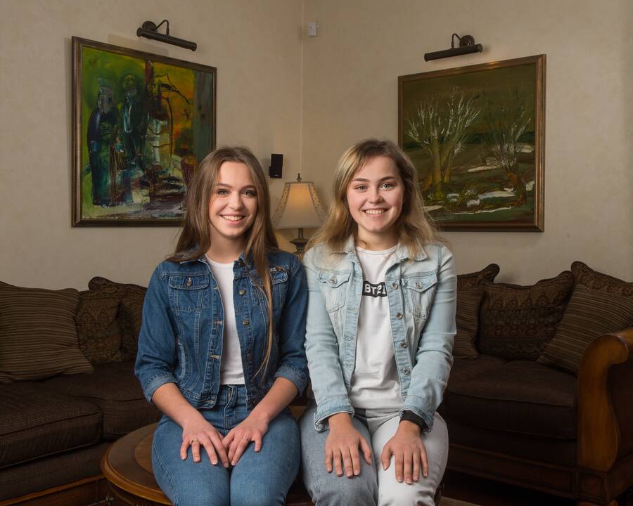 Skirtumai: dvynės Eva ir Ema teigia esančios labai skirtingos, tad dažniausiai žmonės galvoja, kad jos – tiesiog draugės. 