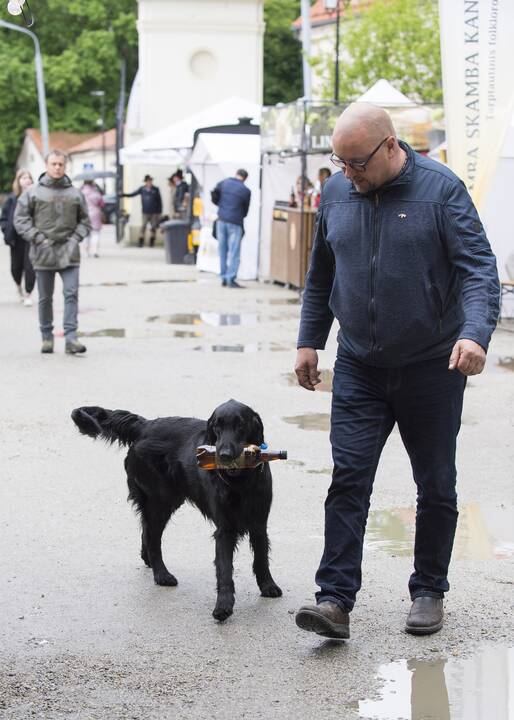 Tikslas: Kauko misija mugėse – labai atsakinga, jis ragina žmones aukoti Ukrainos gyvūnams.