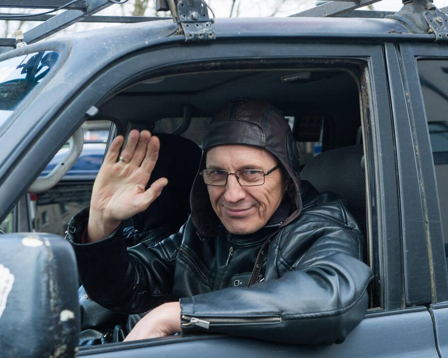 Keli šimtai žmonių žygiavo tautininkų eitynėse Vilniuje