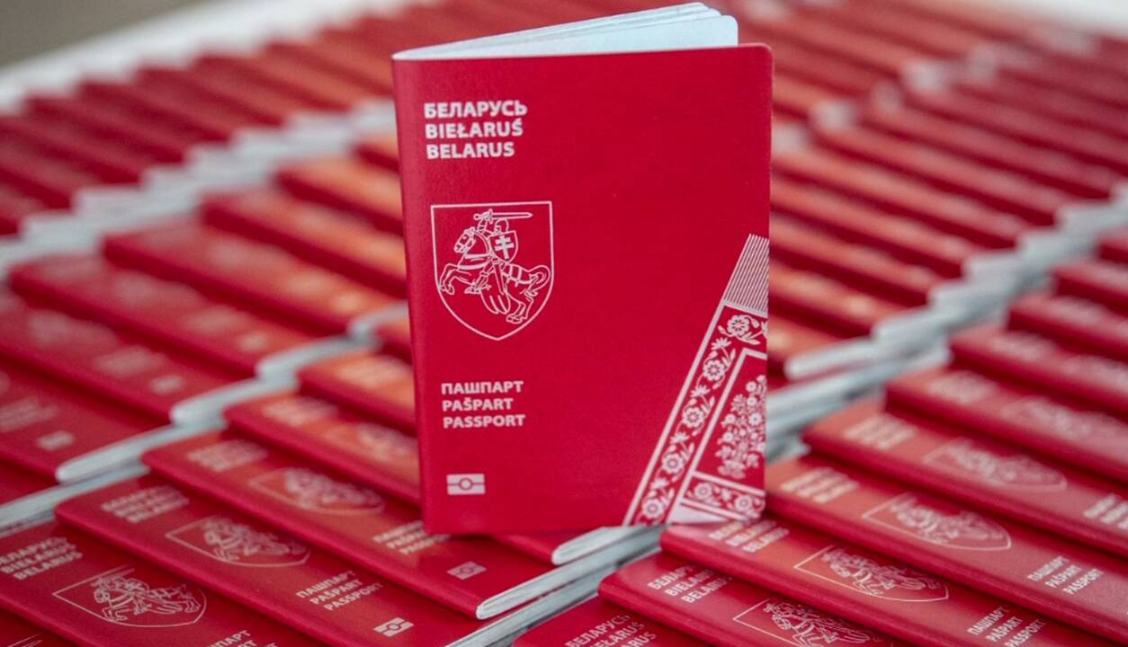 Prokuratūra įspėja: baltarusių „pasų“ iniciatyva gali užtraukti baudžiamąją atsakomybę
