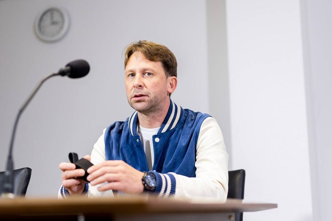 E. Dragūno pasipriešinimas policijai: atlikėjas apskundė teismų sprendimus