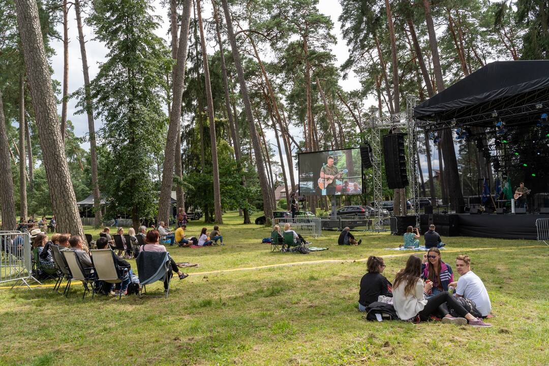 „Akacijų alėja“ – su apribojimais